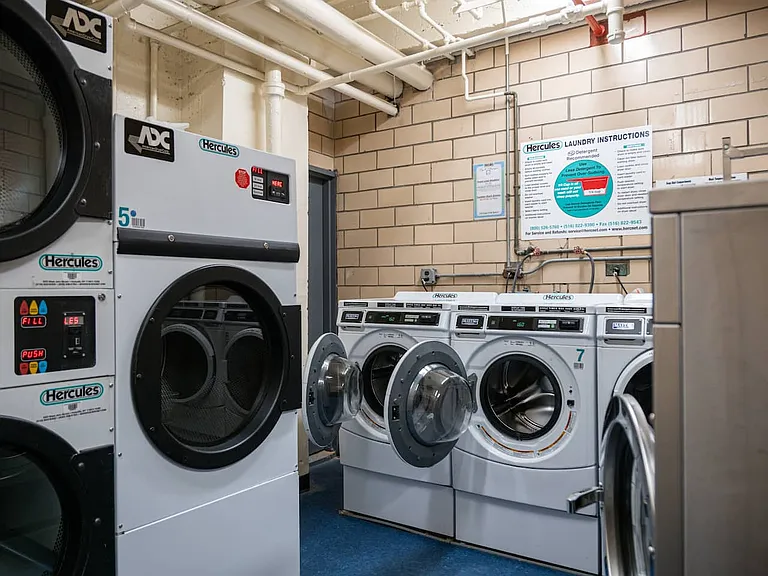 210 E 47th St #8SB — Photo 14