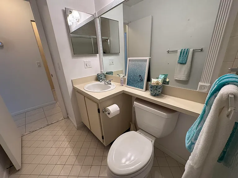 801 Sabal Ridge Cir #H — Photo 32
