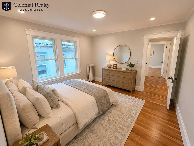 332 Belmont St #2 — Photo 17