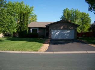 3320 Spruce Trl SW, Prior Lake, MN 55372