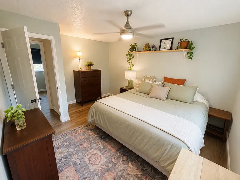 801 Wagonwheel Dr — Photo 6