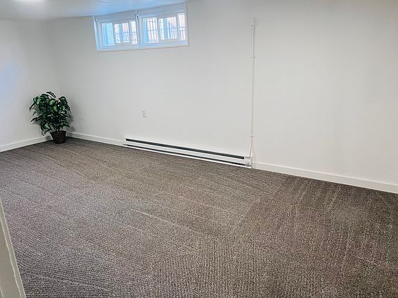 5th image of 221 E Boise Ave