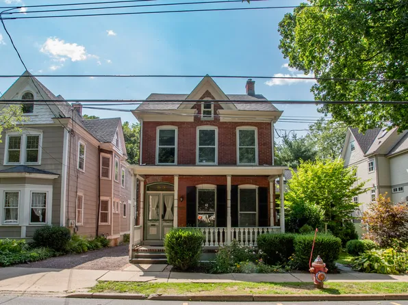 53 S Union St, Lambertville, NJ 08530
