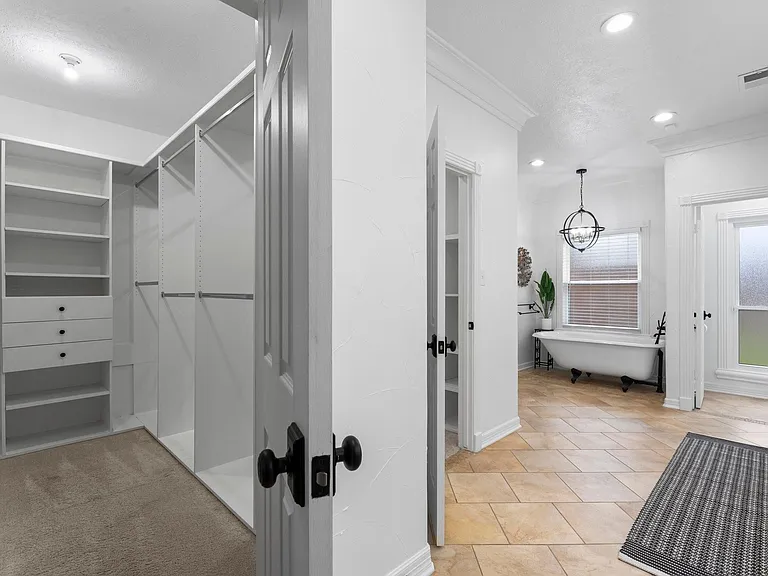 8911 Tranquil Park Dr — Photo 33
