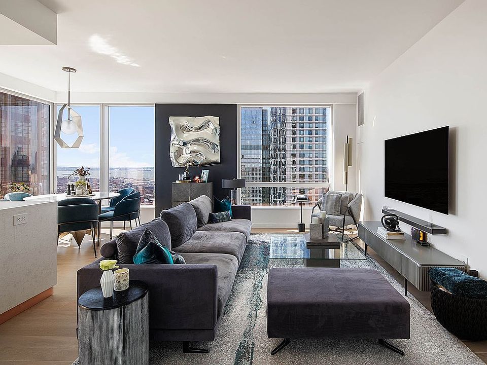 1st image of 1 City Point APT 43H