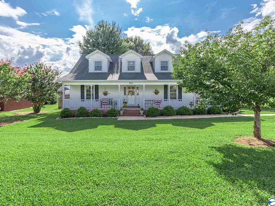 1st image of 300 Natchez Trl
