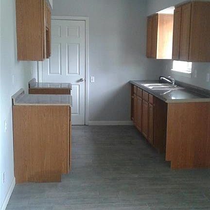 2nd image of 301 Monica Ct