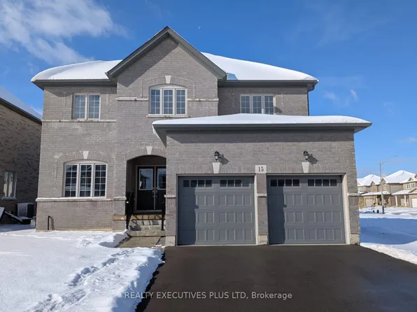 15 Venture Way, Thorold, ON L2V 0G9