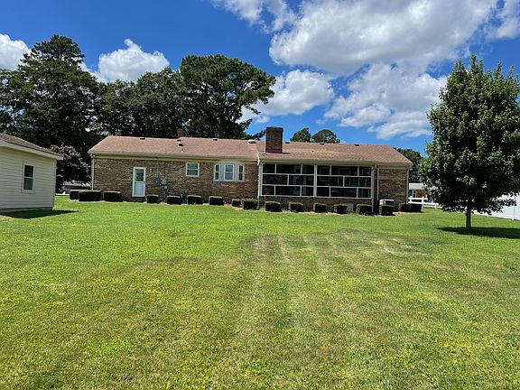 2nd image of 3309 Courtney Rd