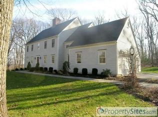 20 Monitor Hill Rd, Newtown, CT 06470