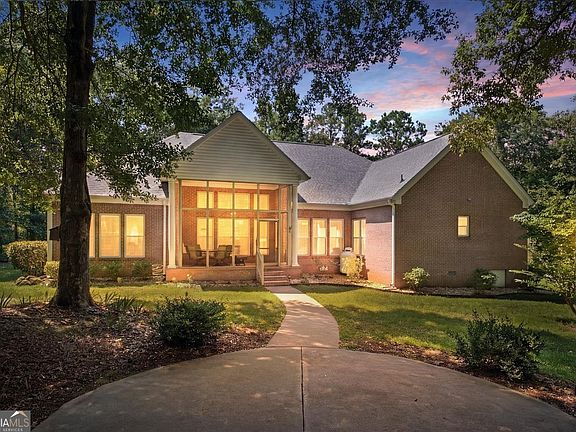 4th image of 100 Laurelwood Dr