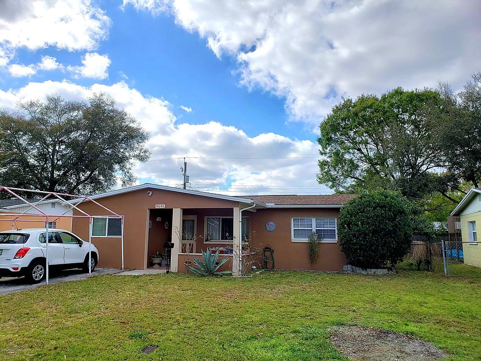 1st image of 9640 Park Lake Dr