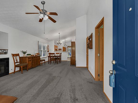 5th image of 8675 Pennycress Ln