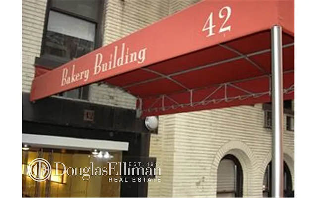 Sold by Douglas Elliman | media 20