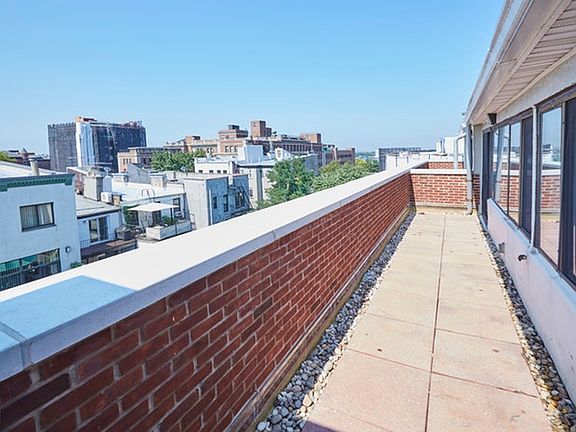 4th image of 124 Atlantic Ave APT A5f