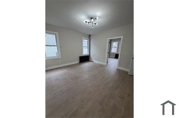 Building Photo - 118 Hendricks Ave #1