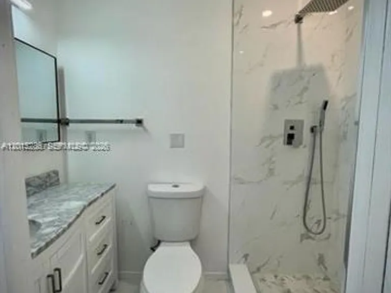 7425 SW 118th St — Photo 11