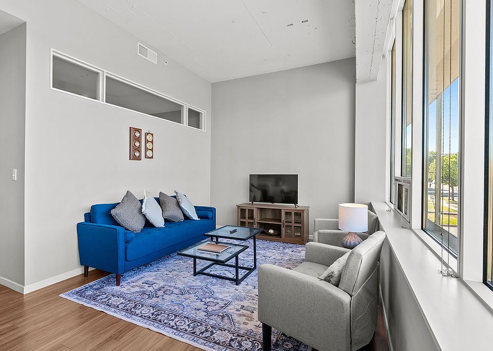 1st image of 4100 Lindell Blvd #11163836