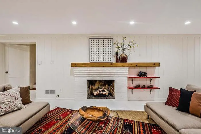 1108 Vassar Rd — Photo 32