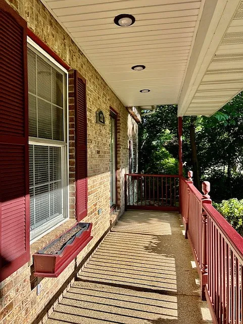 3 bed, 1680 sqft, $1,995 — Photo 2