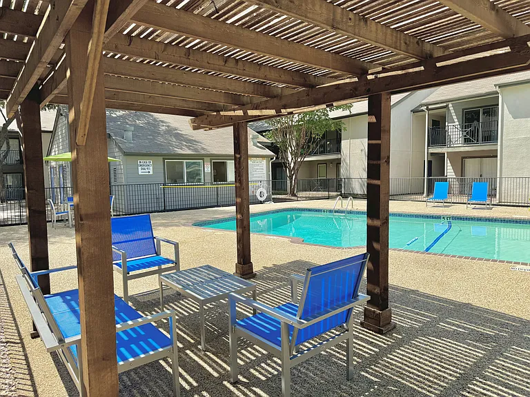 Suncrest — Photo 10