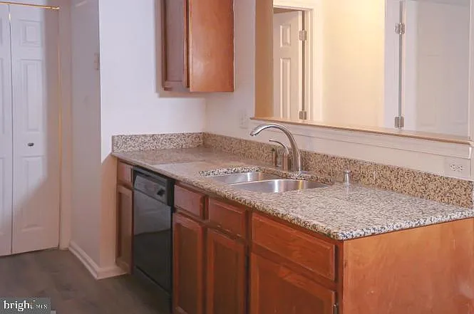13018 Shadyside Ln #13-221 — Photo 11