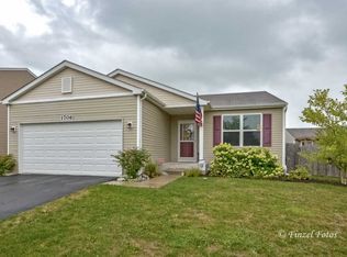 1706 Woodside Dr, Woodstock, IL 60098
