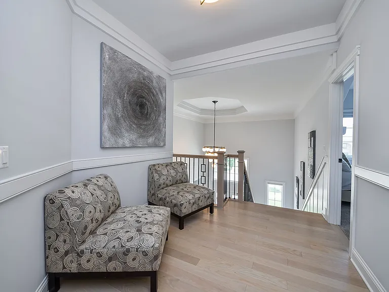 2447 Sharon Ct — Photo 18