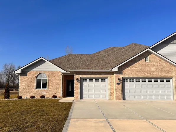 318 Bay Ridge Dr, Pendleton, IN 46064