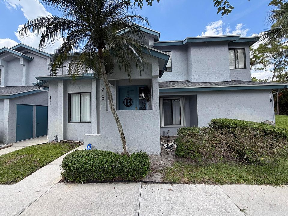 1st image of 212 Harbour Pointe Way