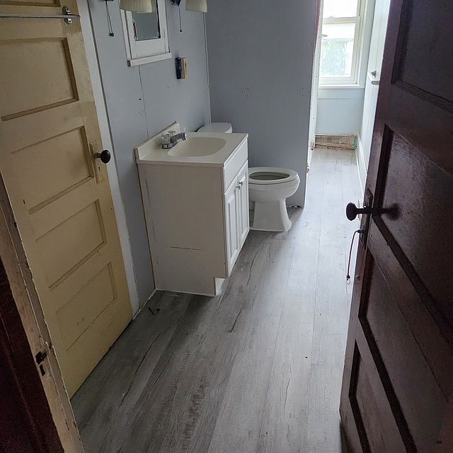 2nd image of 305 Northumberland St #2A