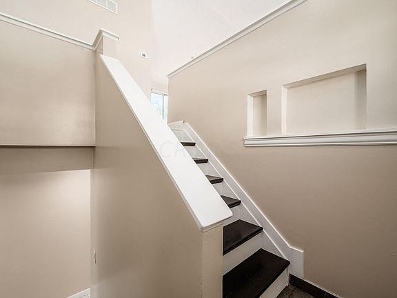 4th image of 7692 Whitneyway Dr #20