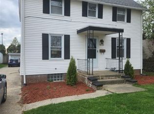 3220 Glenbar Dr, Fairview Park, OH