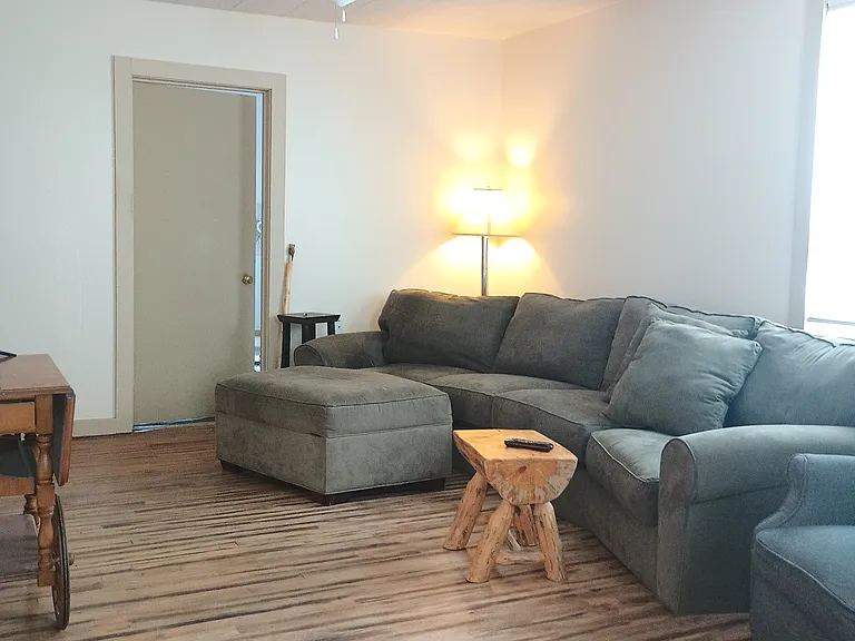 901 Park Ave #1 — Photo 2