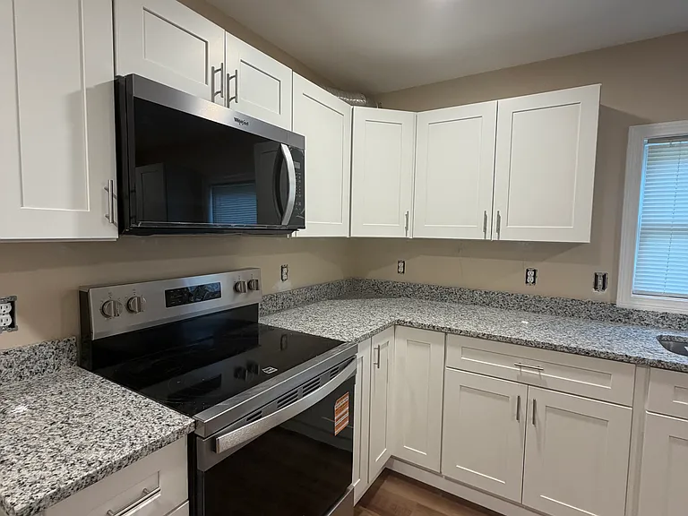 3 Coolidge St #1 — Photo 2