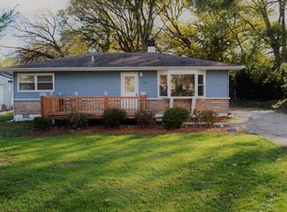 1905 W Indian Ridge Dr, McHenry, IL 60051