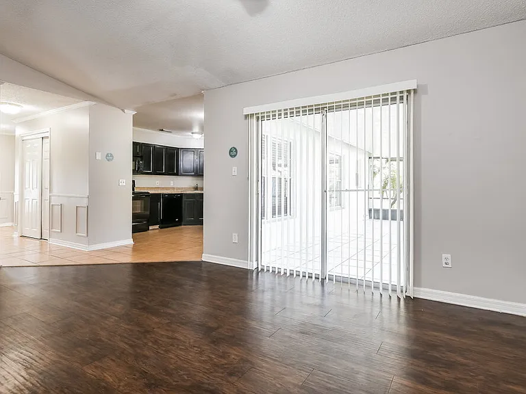 2629 Saffron Dr — Photo 11