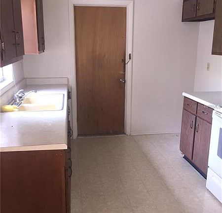 5th image of 148 E Frederick Ave