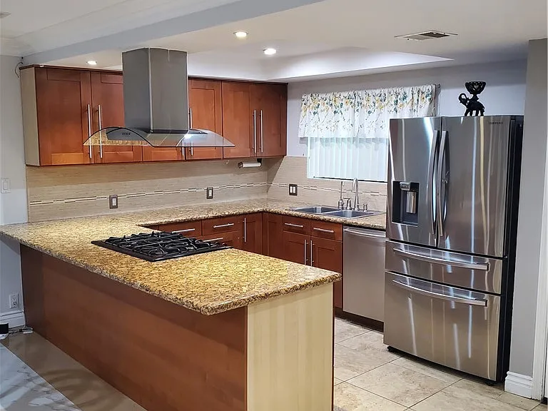 351 E Verdugo Ave #E — Photo 5