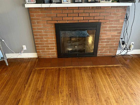 4th image of 1205 Catalonia Ave