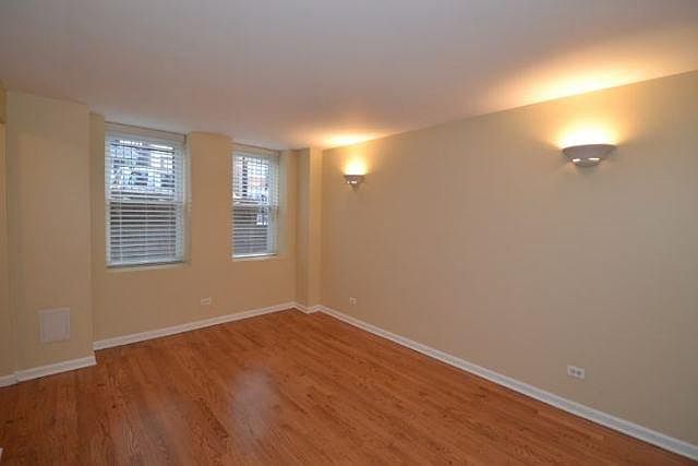 1st image of 1510 W Erie St APT G