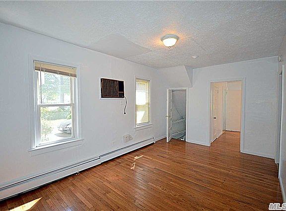 5th image of 51 2nd St