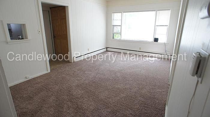 2nd image of 1609 Briggs St