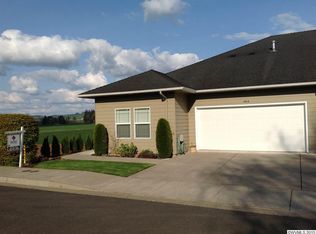 402 NE Country Garden Dr, Sublimity, OR 97385