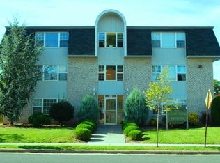 107 E Curtis St APT 3, Linden, NJ 07036