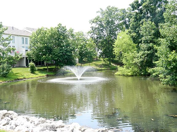 4th image of 8566 Wiltshire Way