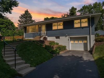 463 Eldridge Ave W, Roseville, MN, 55113