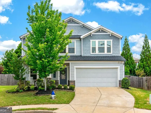 215 Meadows Ct, Woodstock, GA 30189