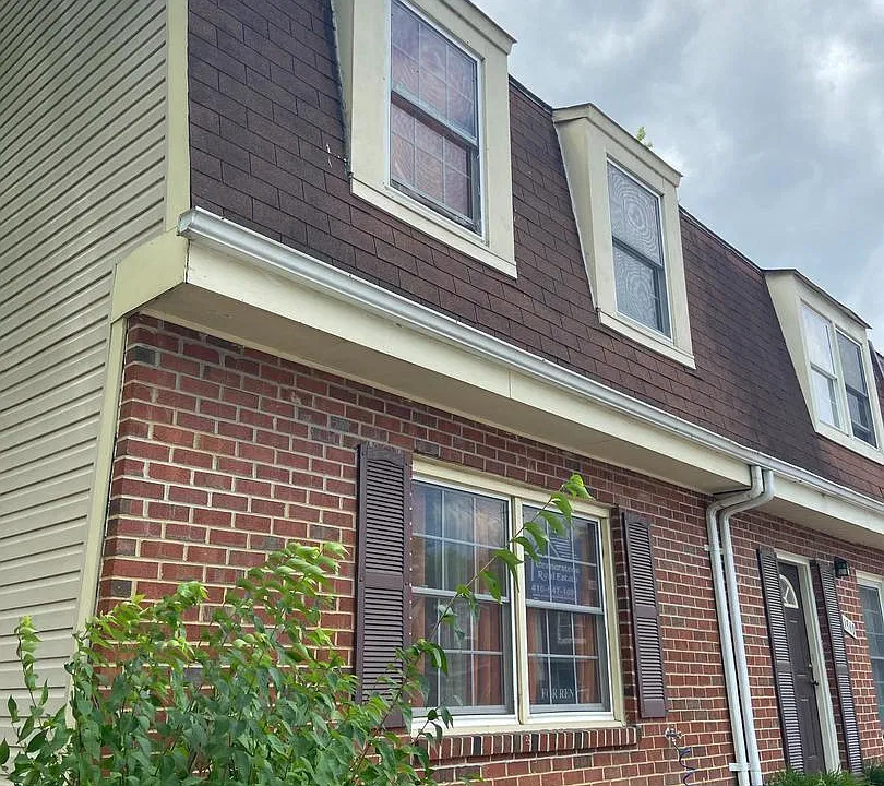 1942 Arwell Ct