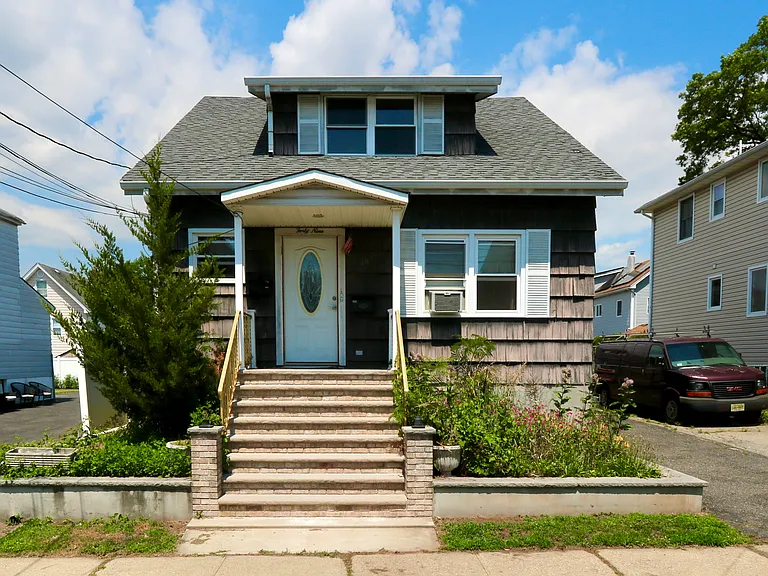 49 Jordan Ave #2 — Photo 1